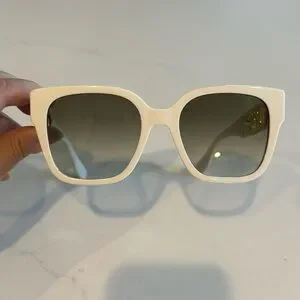 Fendi O\'LOCK FE 40063I 25F Oversized Square Sunglasses in White FENDI EYEWEAR O main image 4